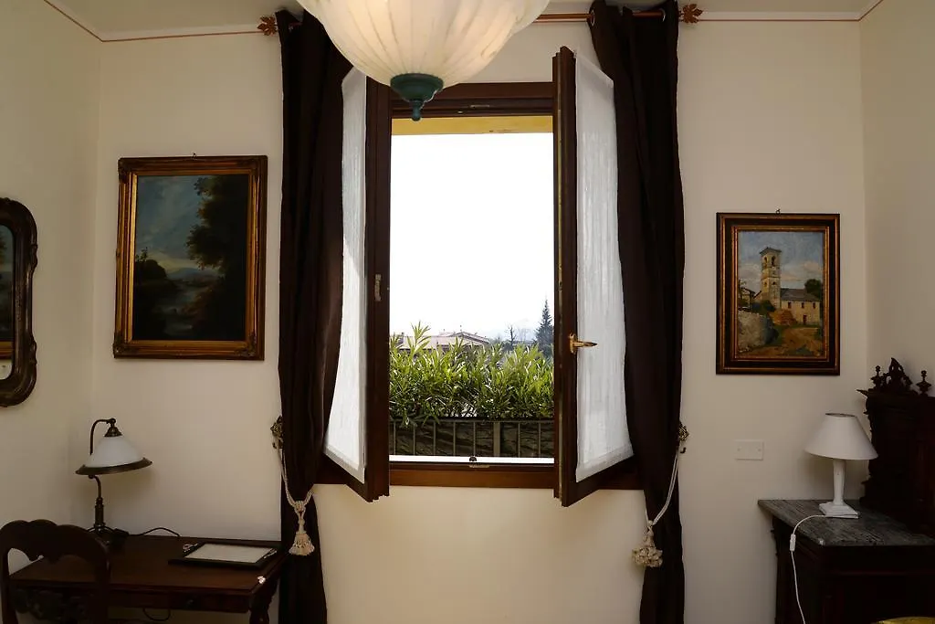 Villa Sinatra Padenghe sul Garda