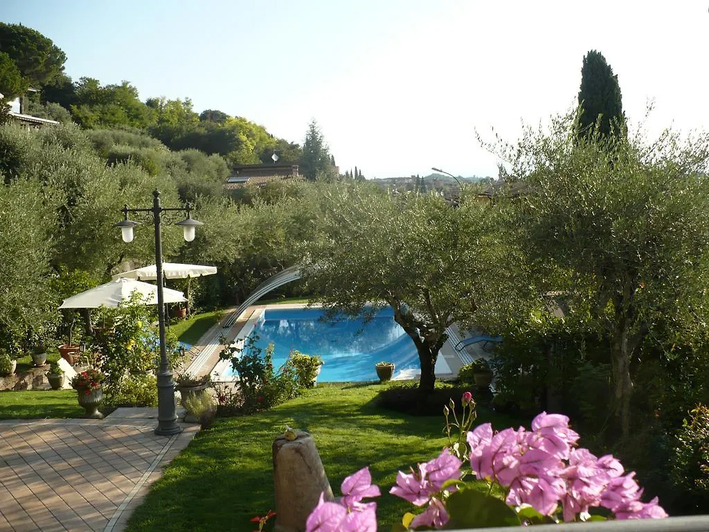 Villa Sinatra Padenghe sul Garda