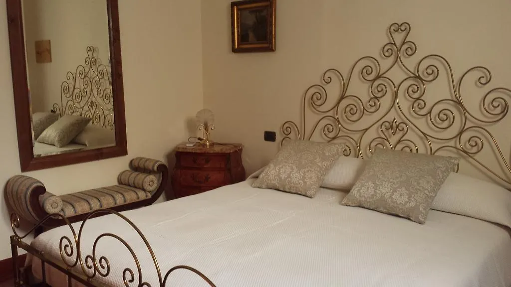 Bed & Breakfast Villa Sinatra Padenghe sul Garda