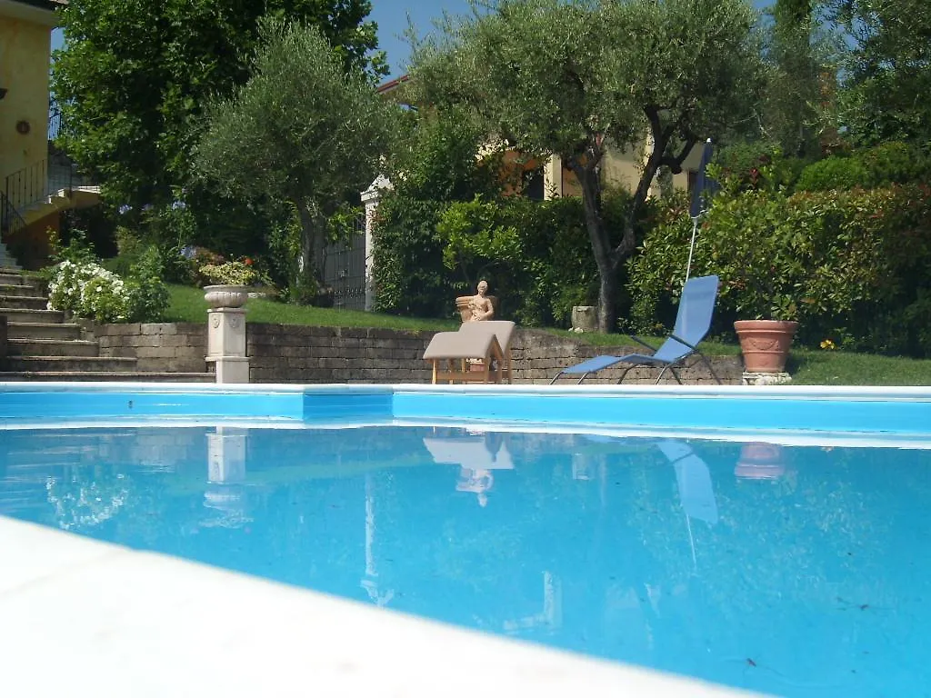 Villa Sinatra Padenghe sul Garda
