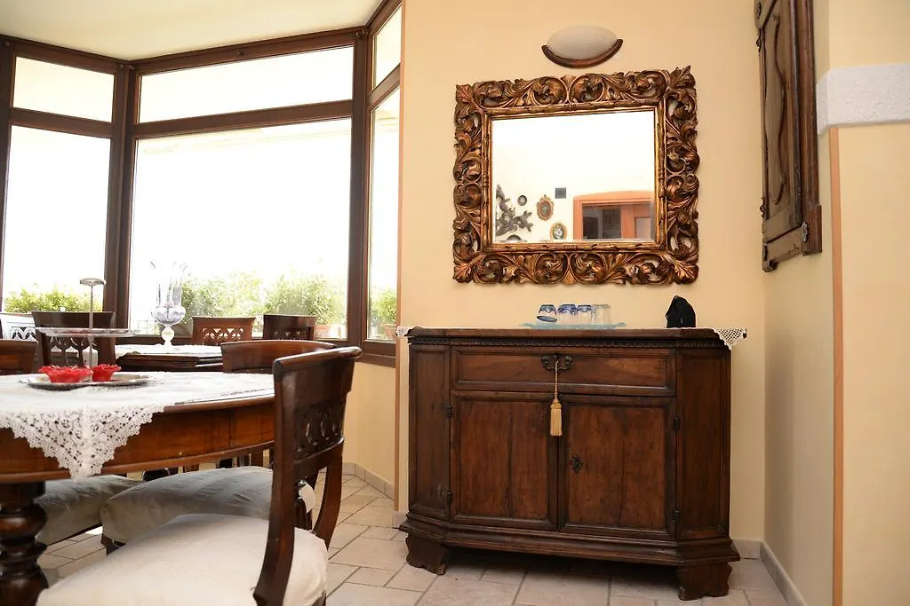 Villa Sinatra Padenghe sul Garda 0*,  Italy